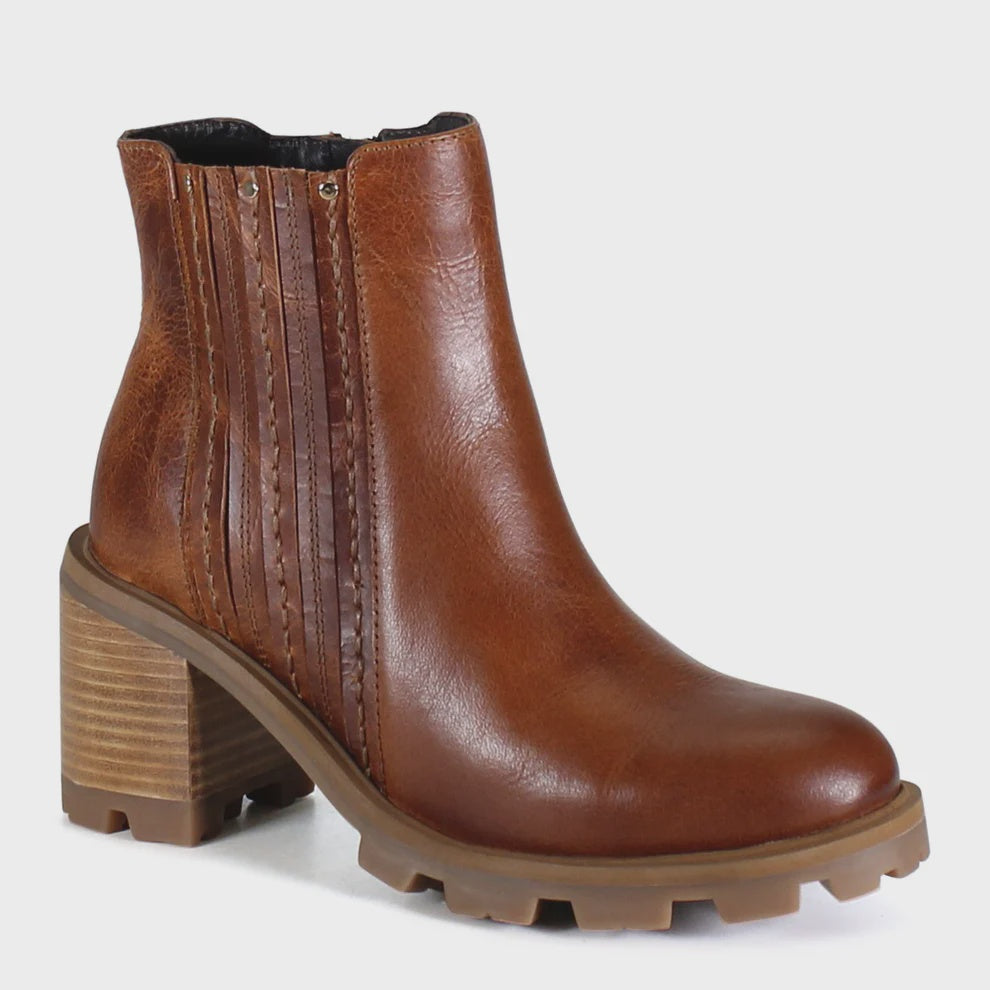 SPICE BERRY in Tan