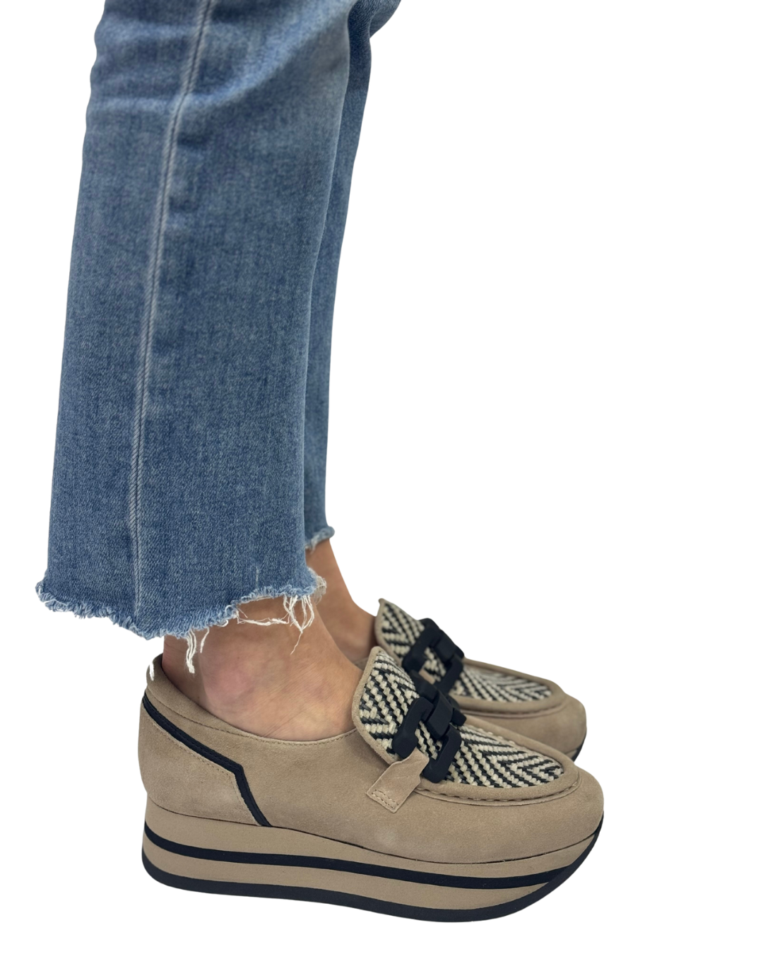 CELINE in Sahara