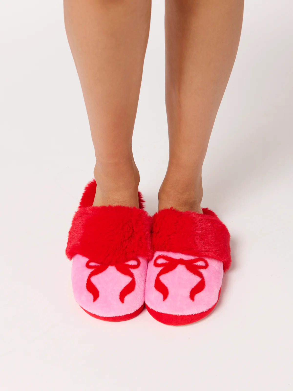 BOW SLIPPERS in Pink