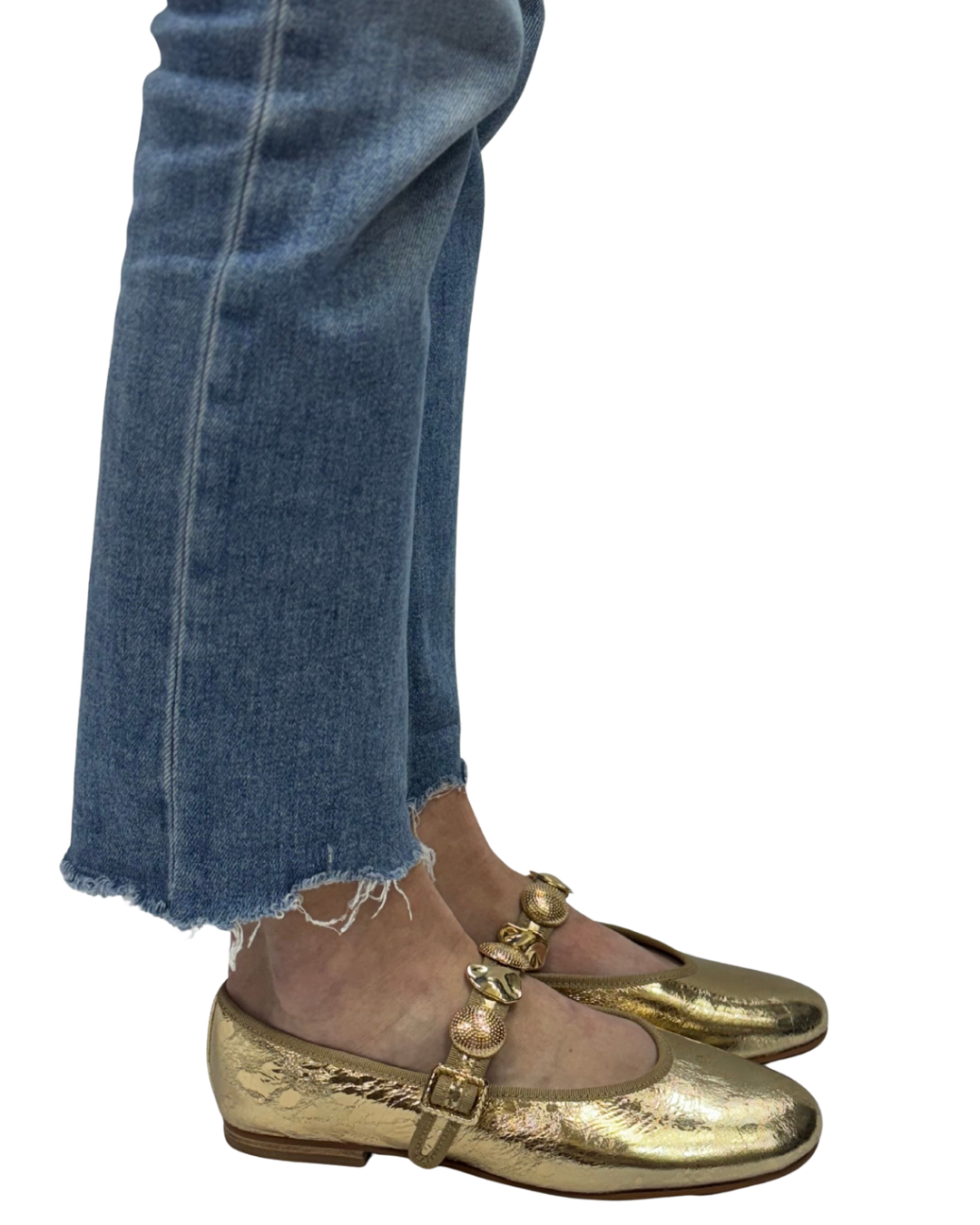 RELAN in Gold Distressed