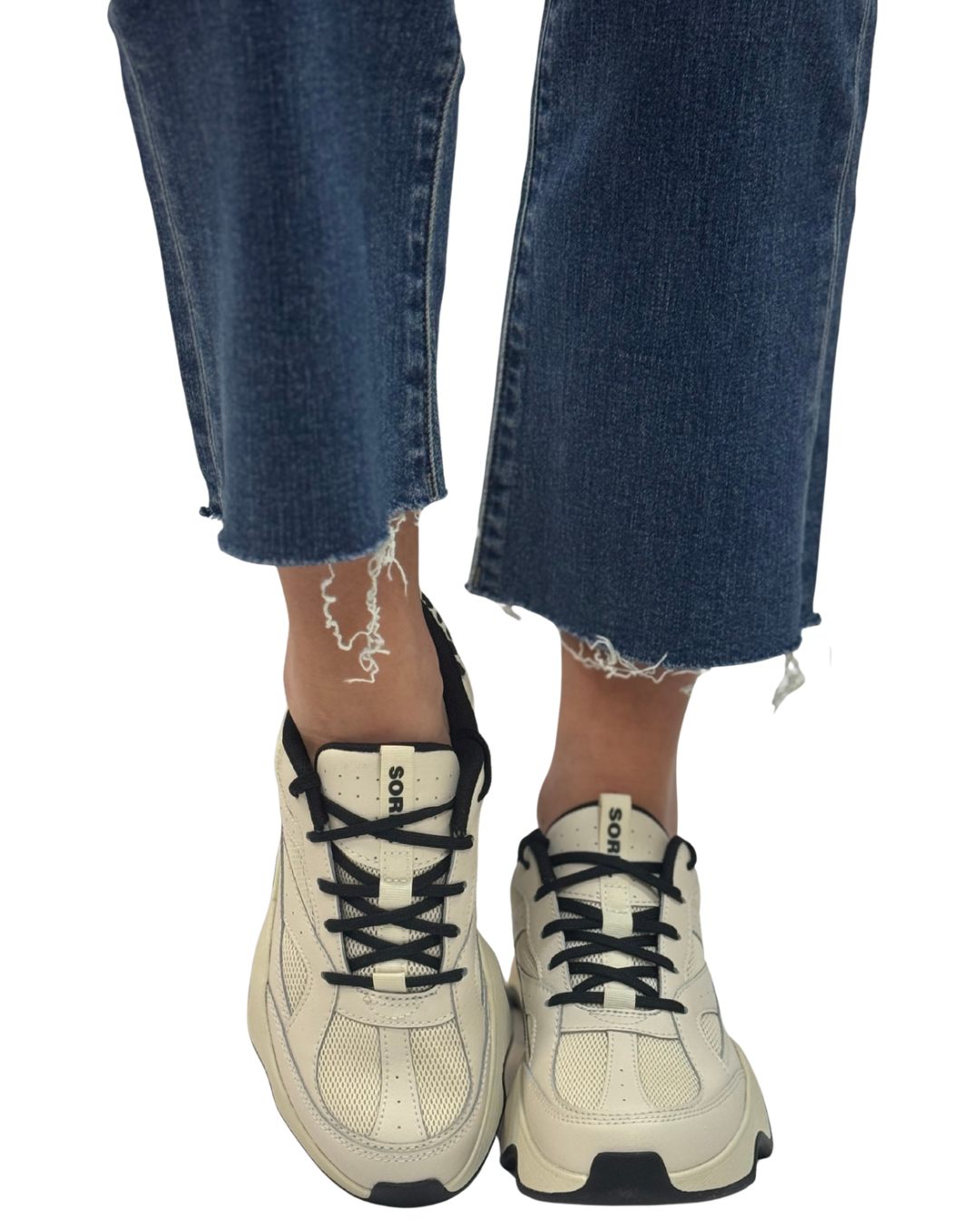 KINETIC ARRAY in Chalk + Black