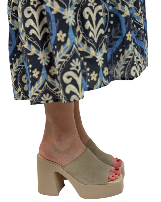 ZOE PLATFORM in Diamond Suede