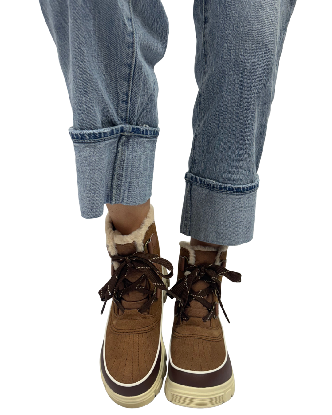 TIVOLI V WP in Velvet Tan + Tobacco