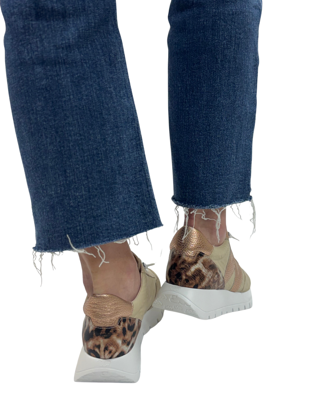 ODISEI 00 in Beige + Fog + Taupe
