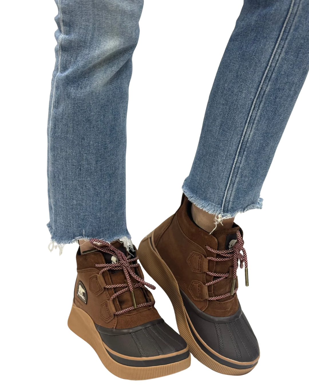 OUT N ABOUT IV CLASSIC WP in Auburn + Blackened Brown