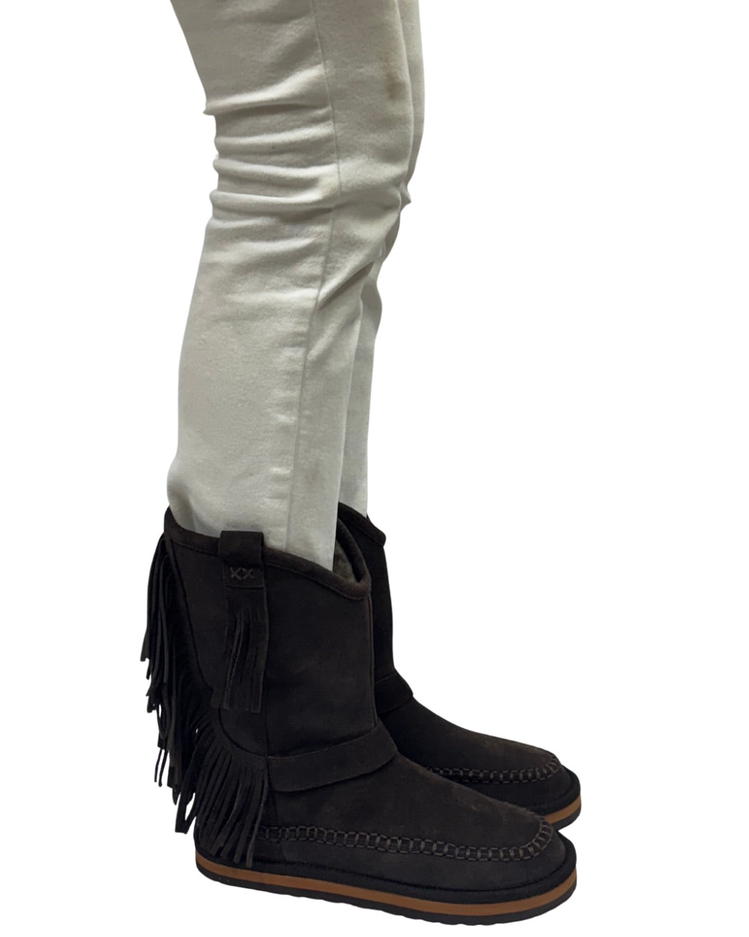 FAYE FRINGE PULL ON in Chocolate