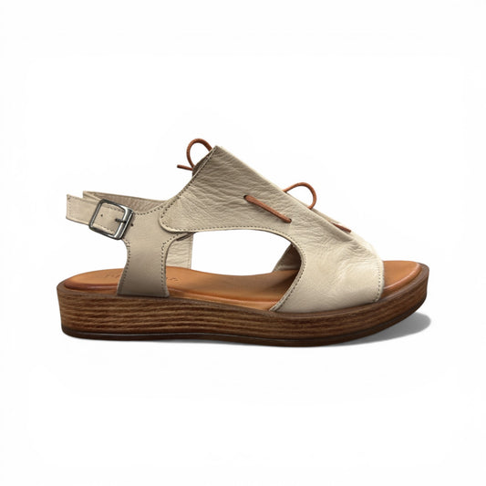 PAVE WAY in Bone + Coconut