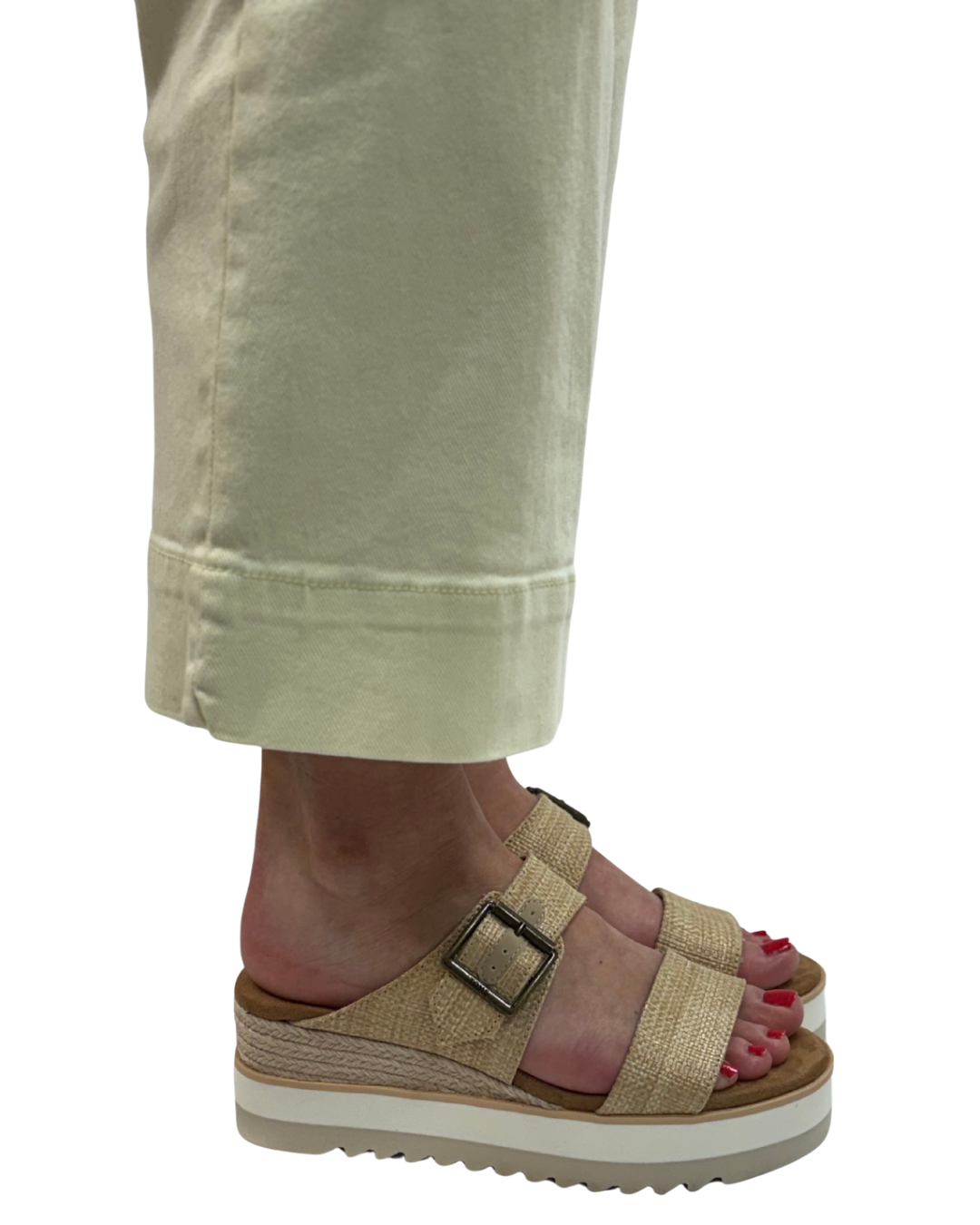 DIANA MULE BUCKLE in Almond Raffia