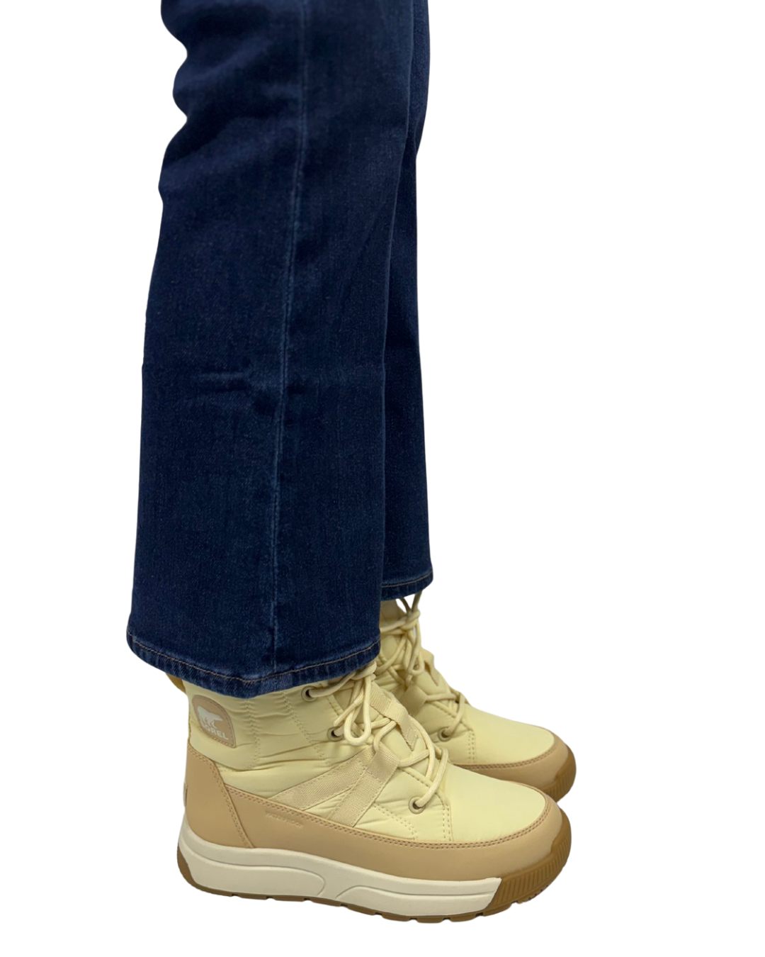 WHITNEY III MID WP in Honey White + Ceramic