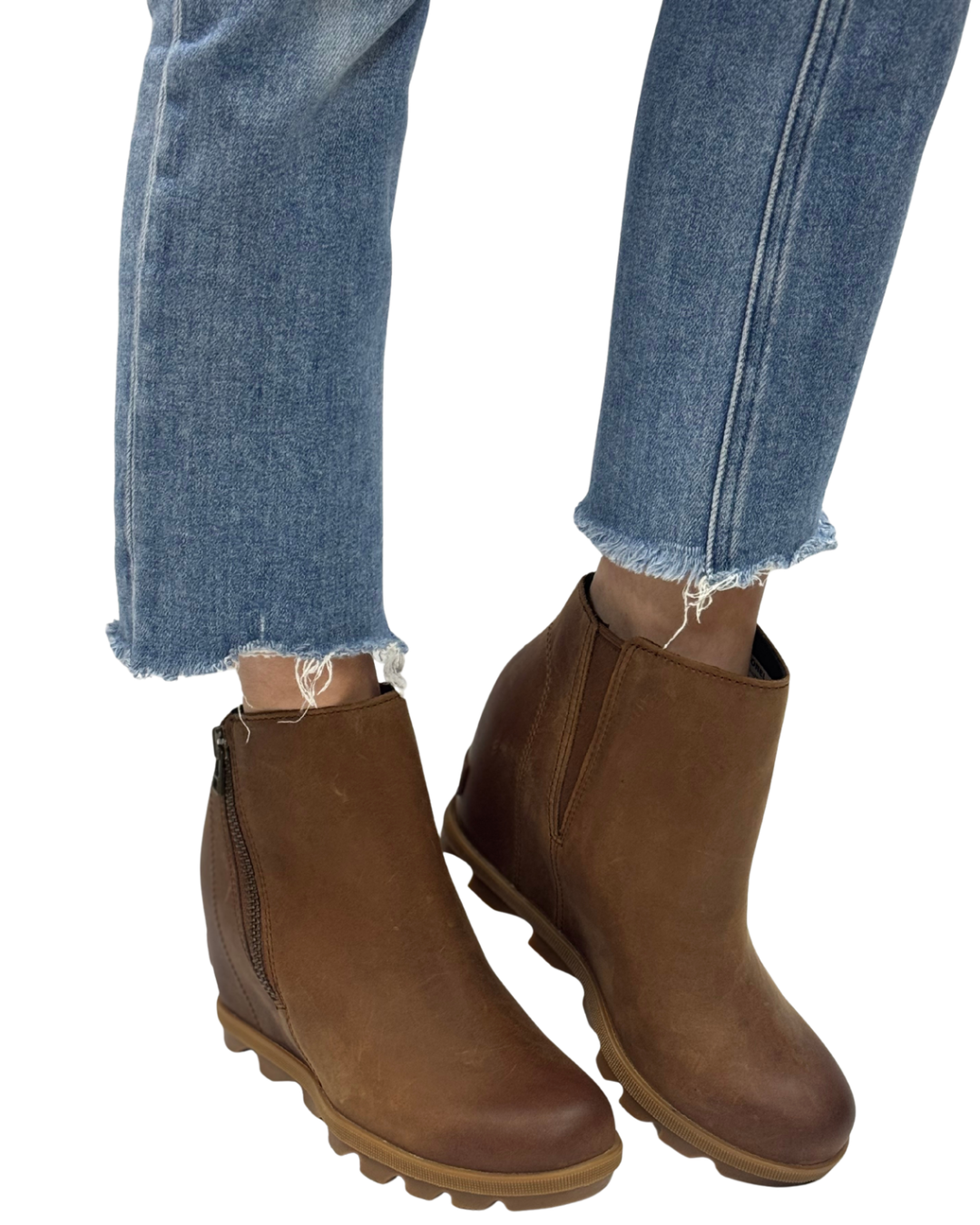 JOAN RHAPSODY ZIP WEDGE in Dark Aubun + Gum