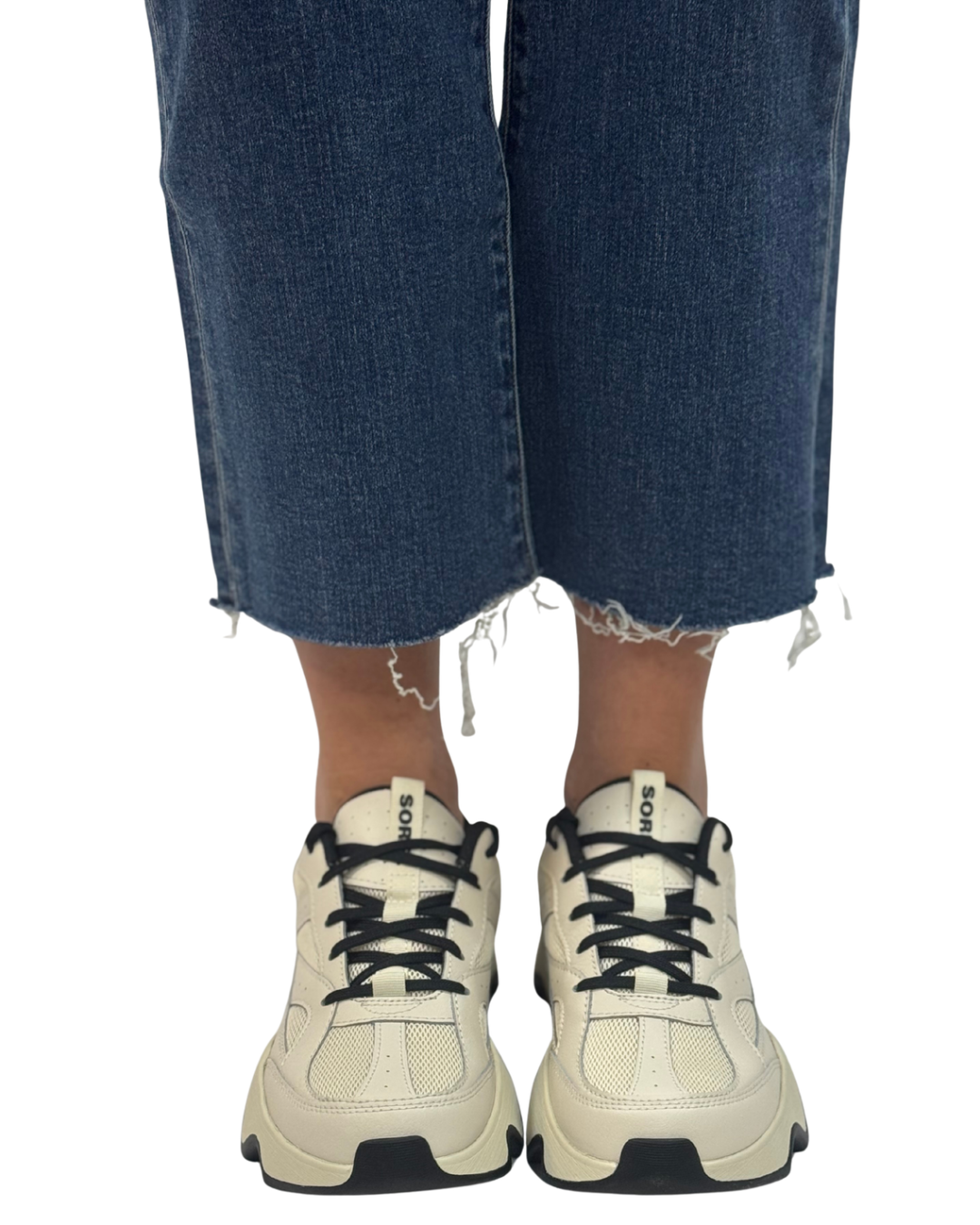 KINETIC ARRAY in Chalk + Black