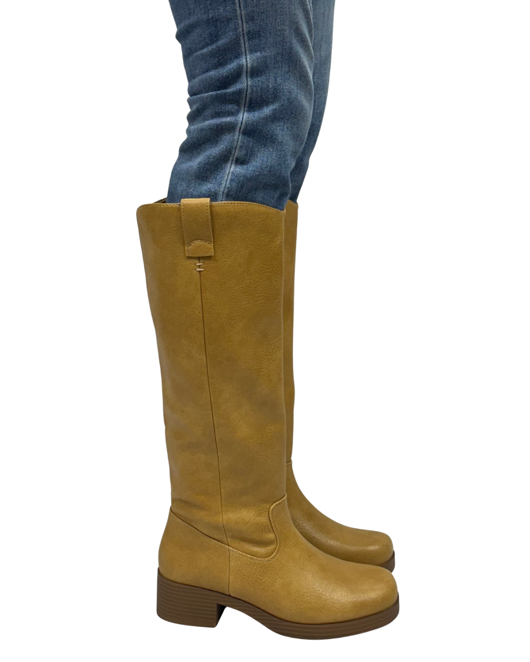 YURIE in Camel