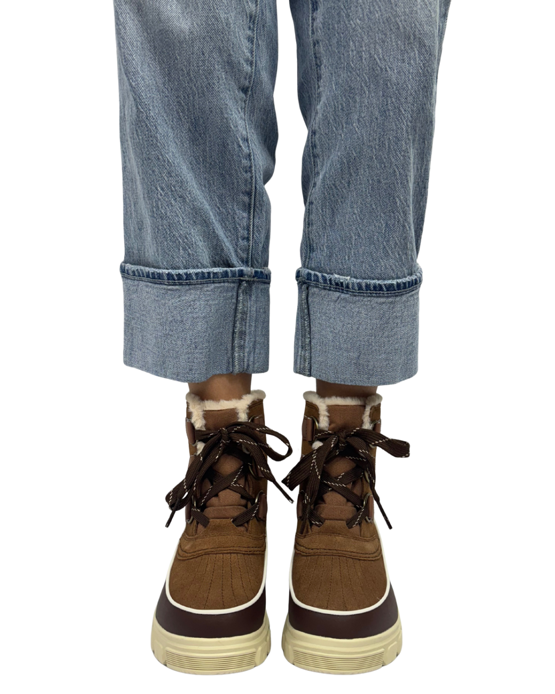 TIVOLI V WP in Velvet Tan + Tobacco