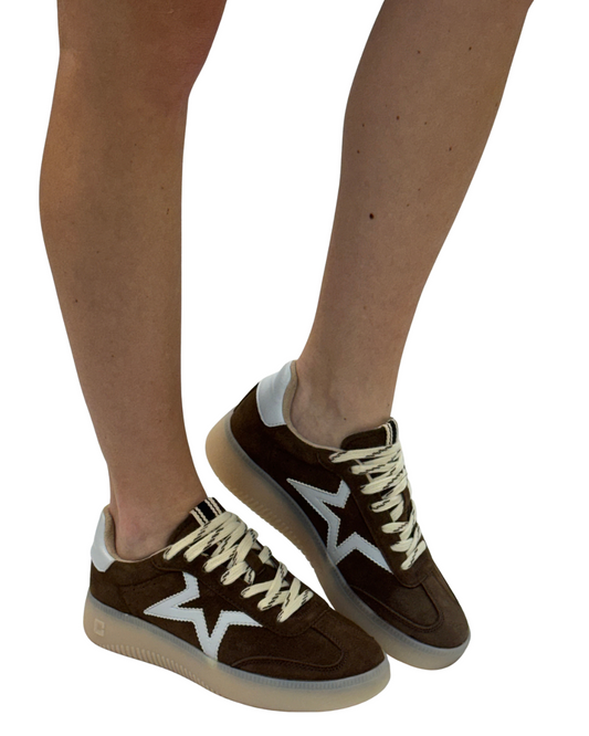 PEACHES in Brown