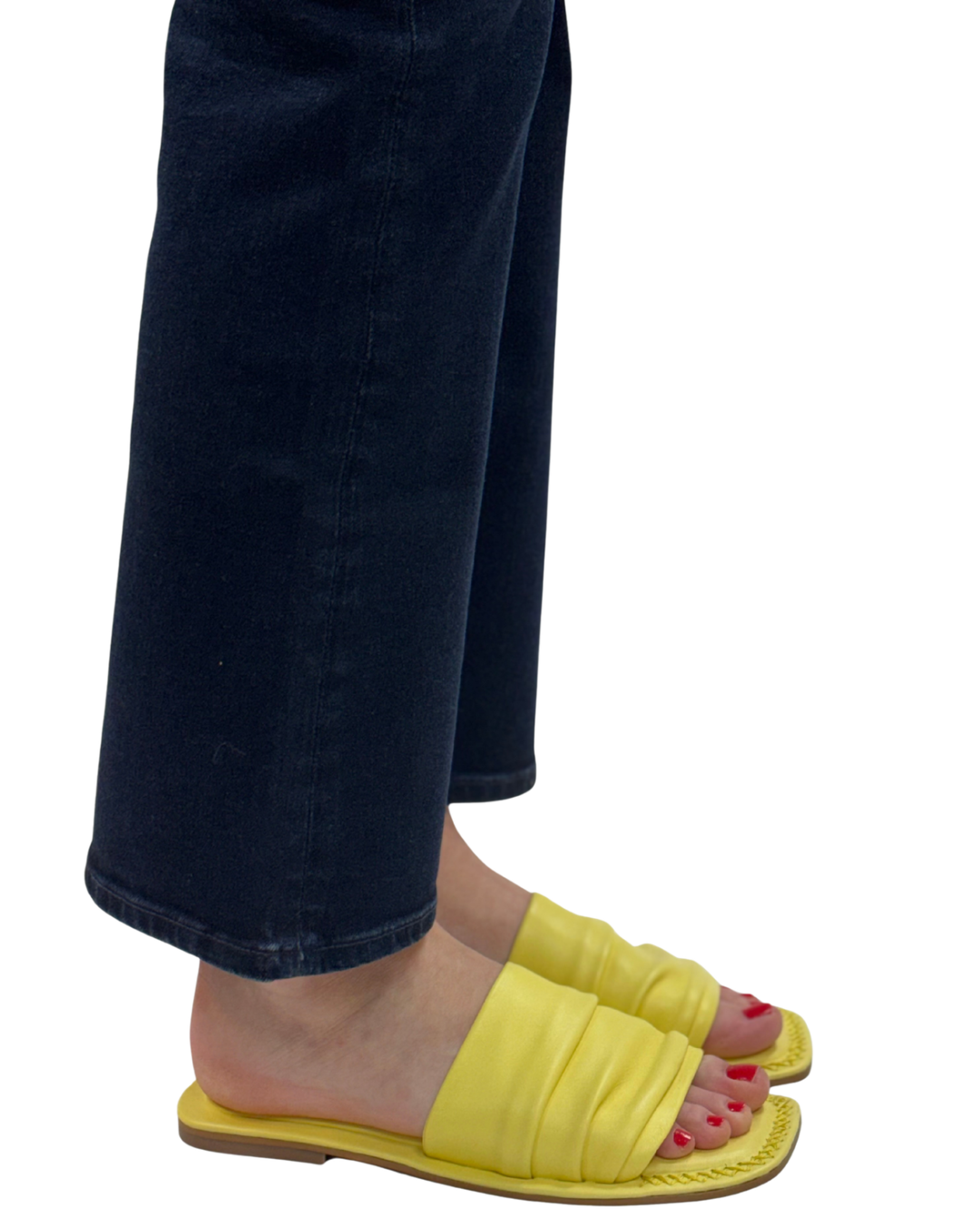EVELYN SLIP ON SANDAL in Sunkissed Yellow