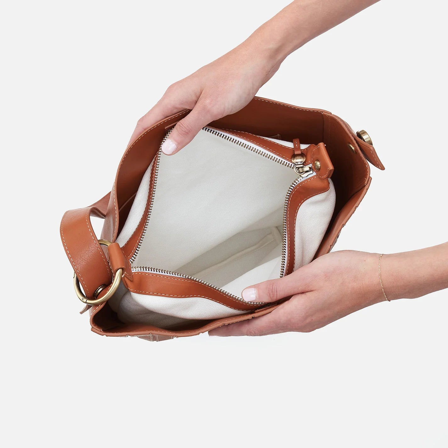 CATALINA HOBO in Burnished Caramel