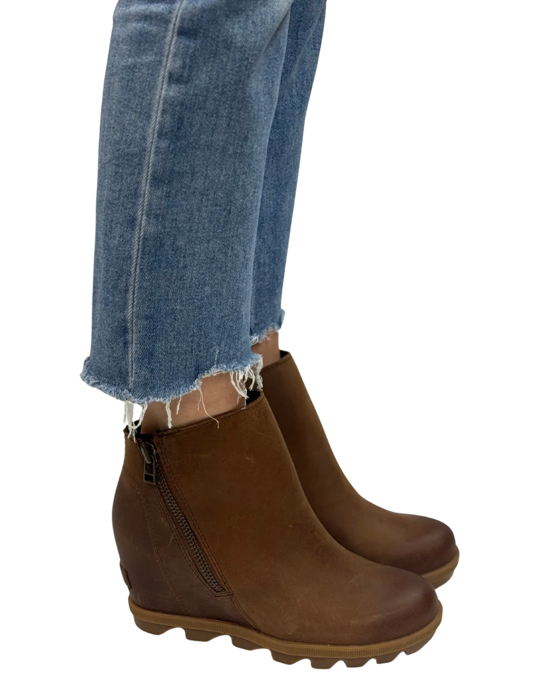 JOAN RHAPSODY ZIP WEDGE in Dark Aubun + Gum
