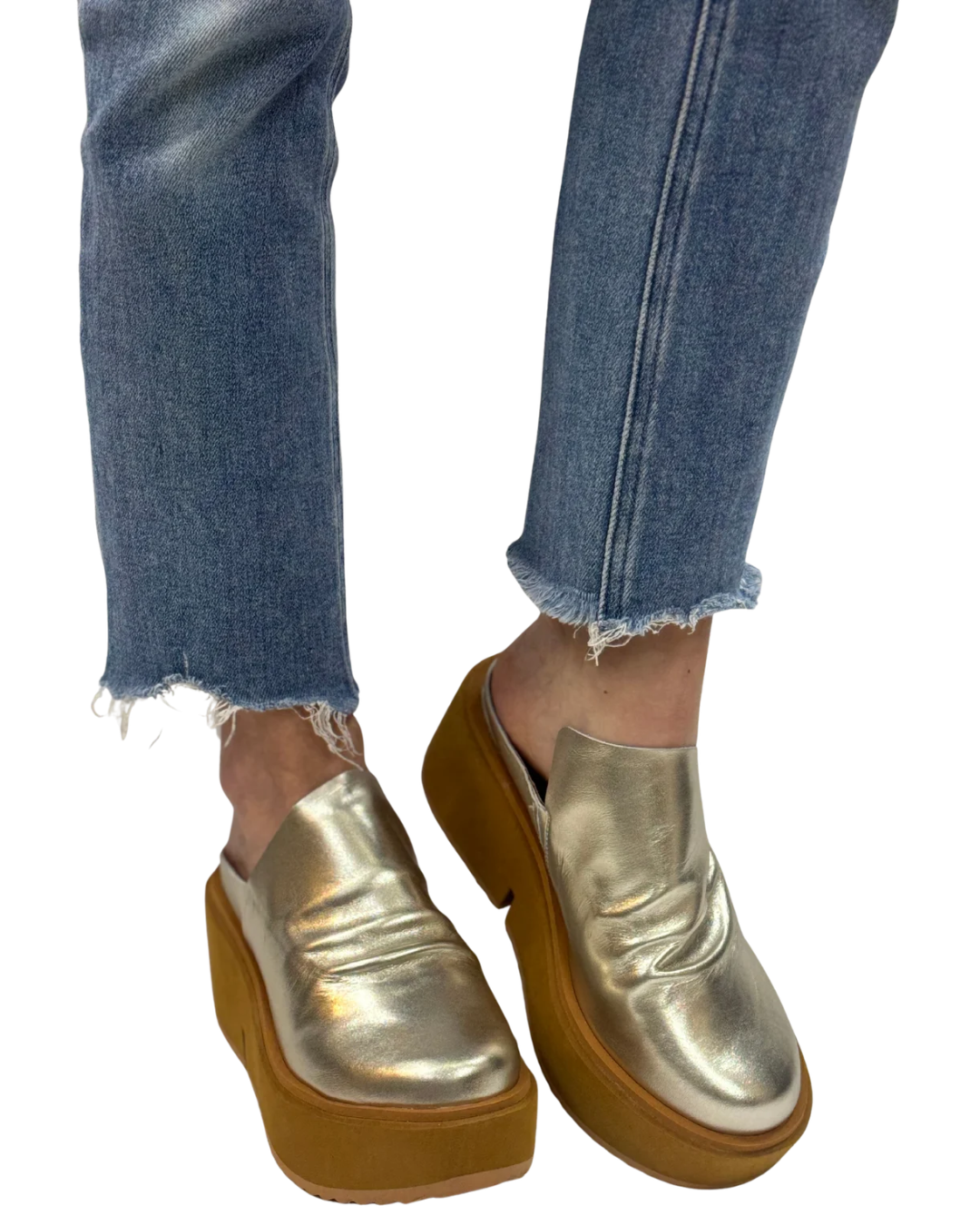 PIPER in Light Gold