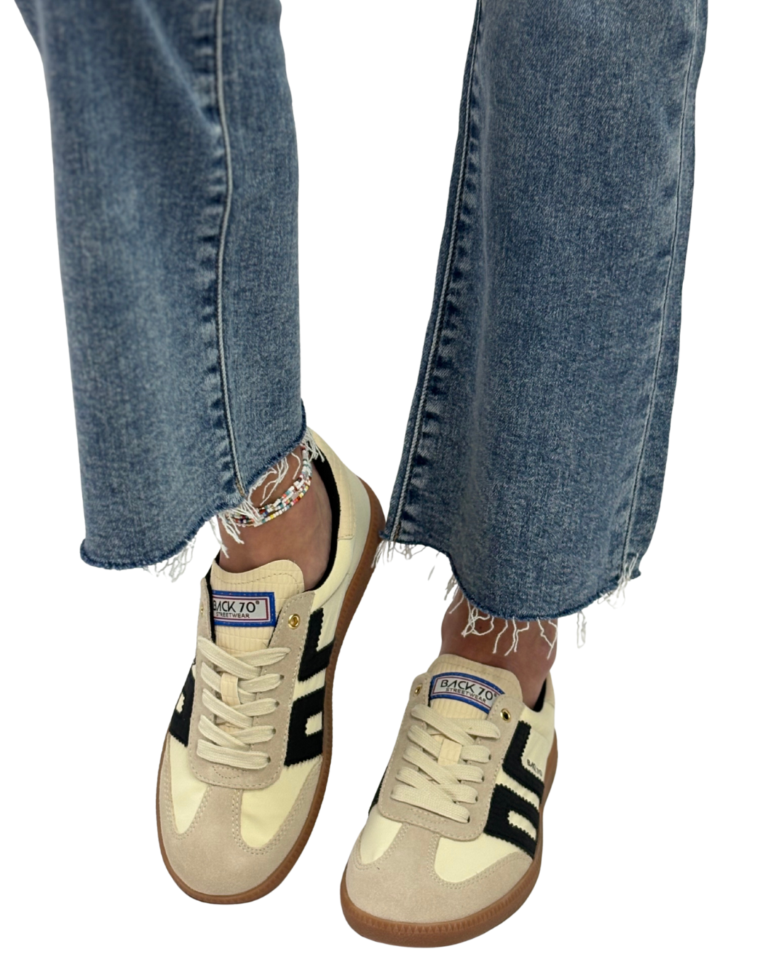 GHOST 2513 in Beige + Black