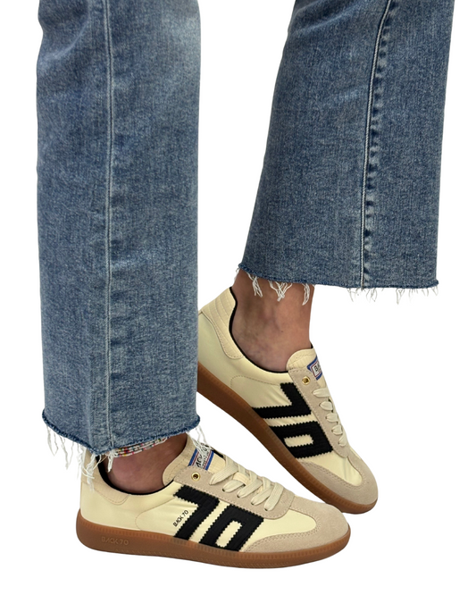 GHOST 2513 in Beige + Black