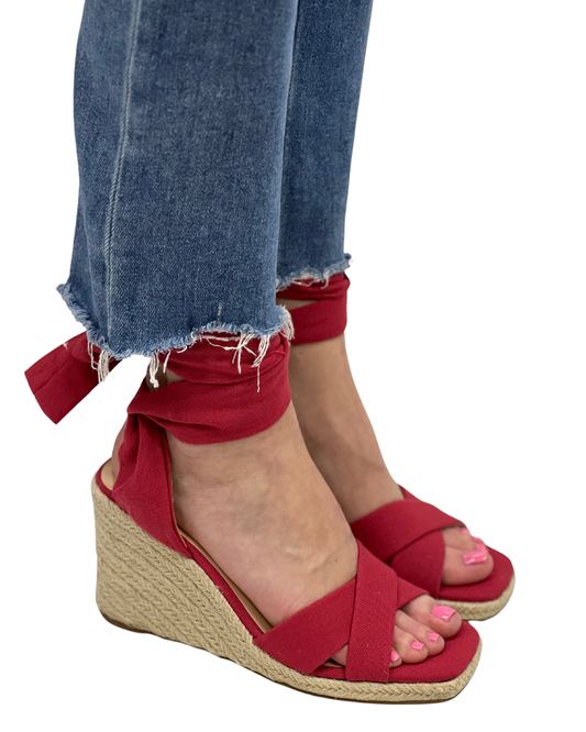 BONAIRE in Cherry Red