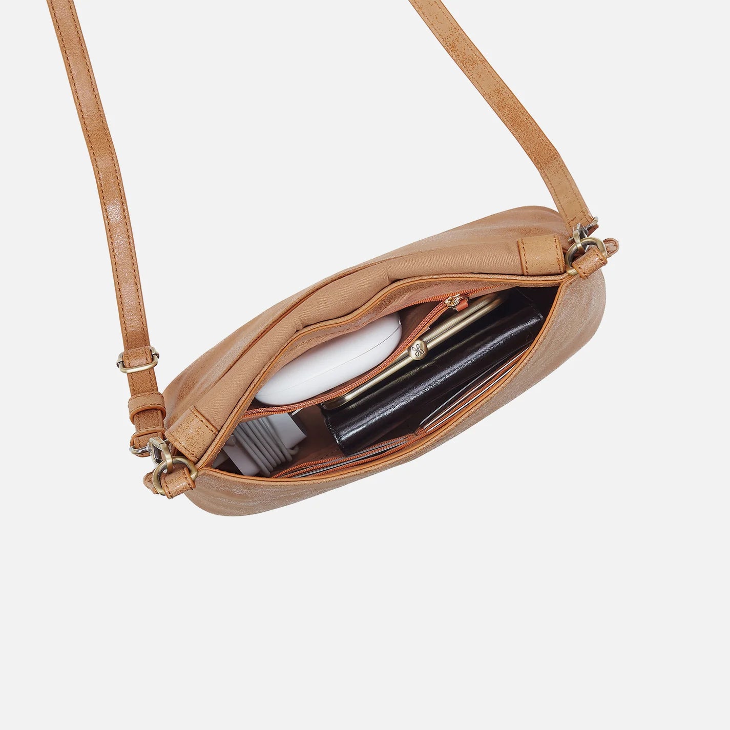EXPEDITION SHOULDER CROSSBODY in Whiskey