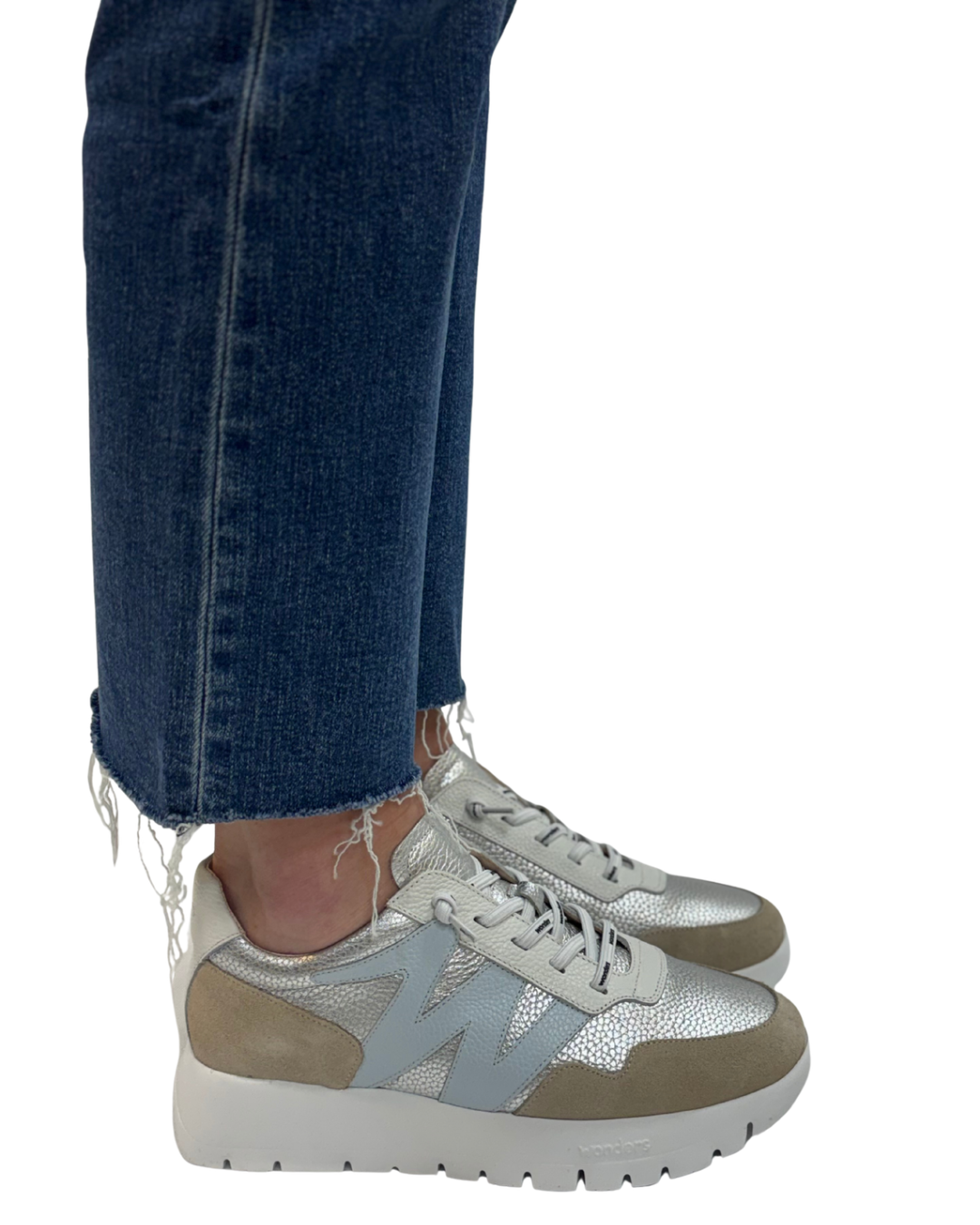 ODISEI 01 in Beige + Plata