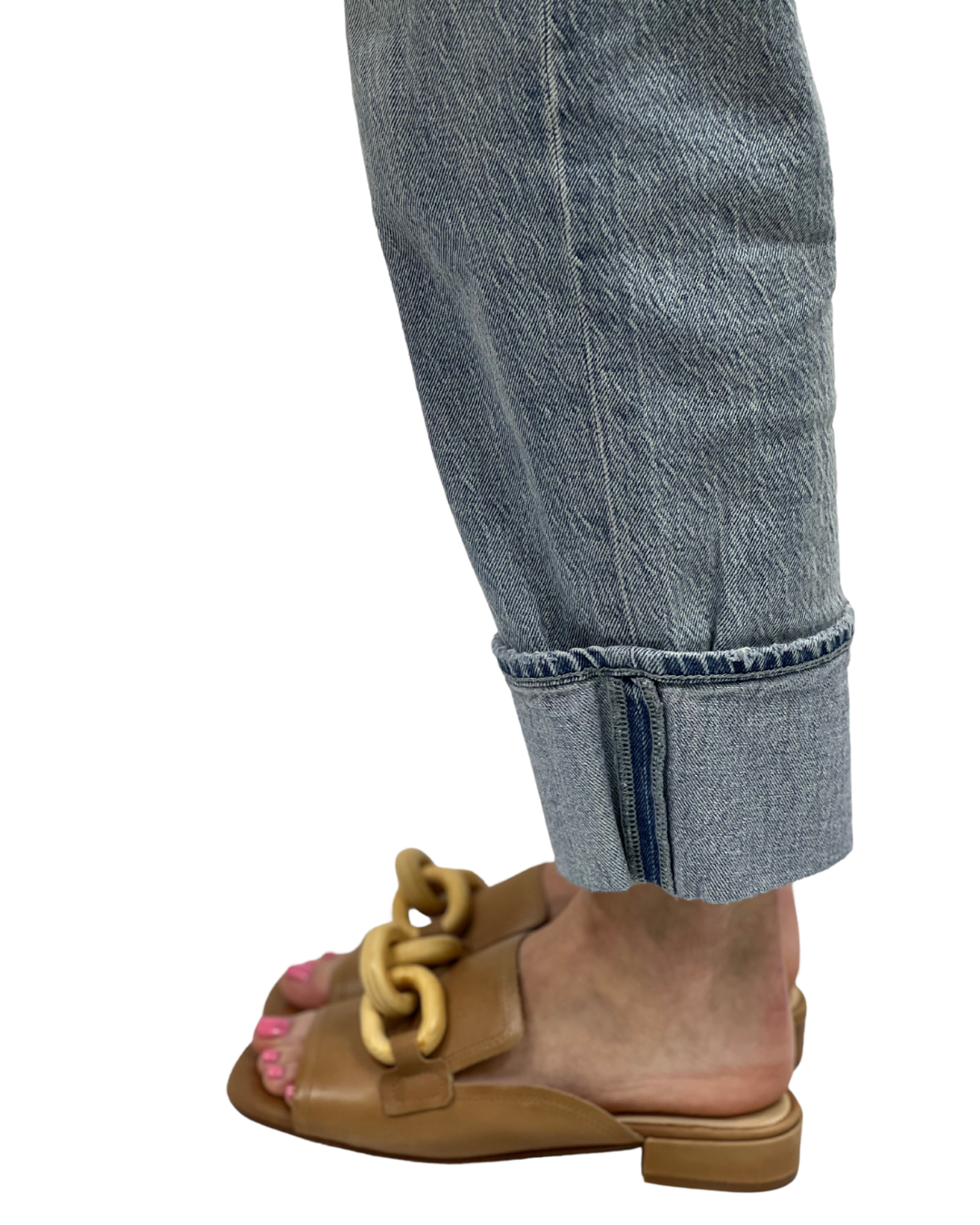 BELL in Camel