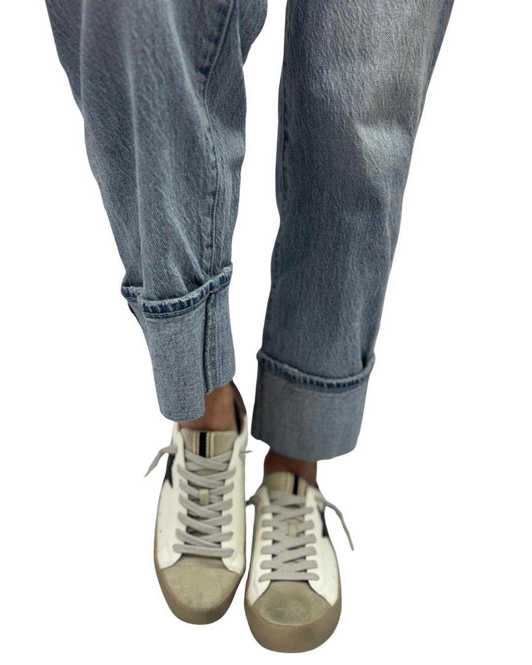 PAULA in Black Lizard