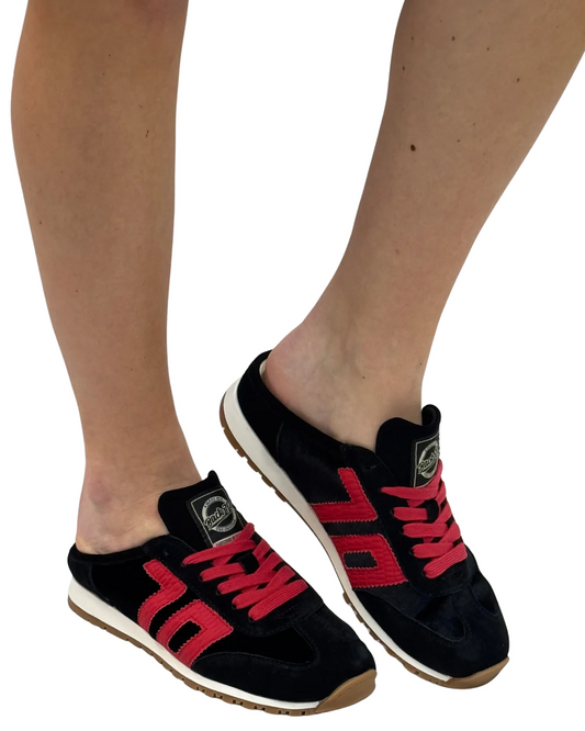 VENICE W26 in Velvet Black Red
