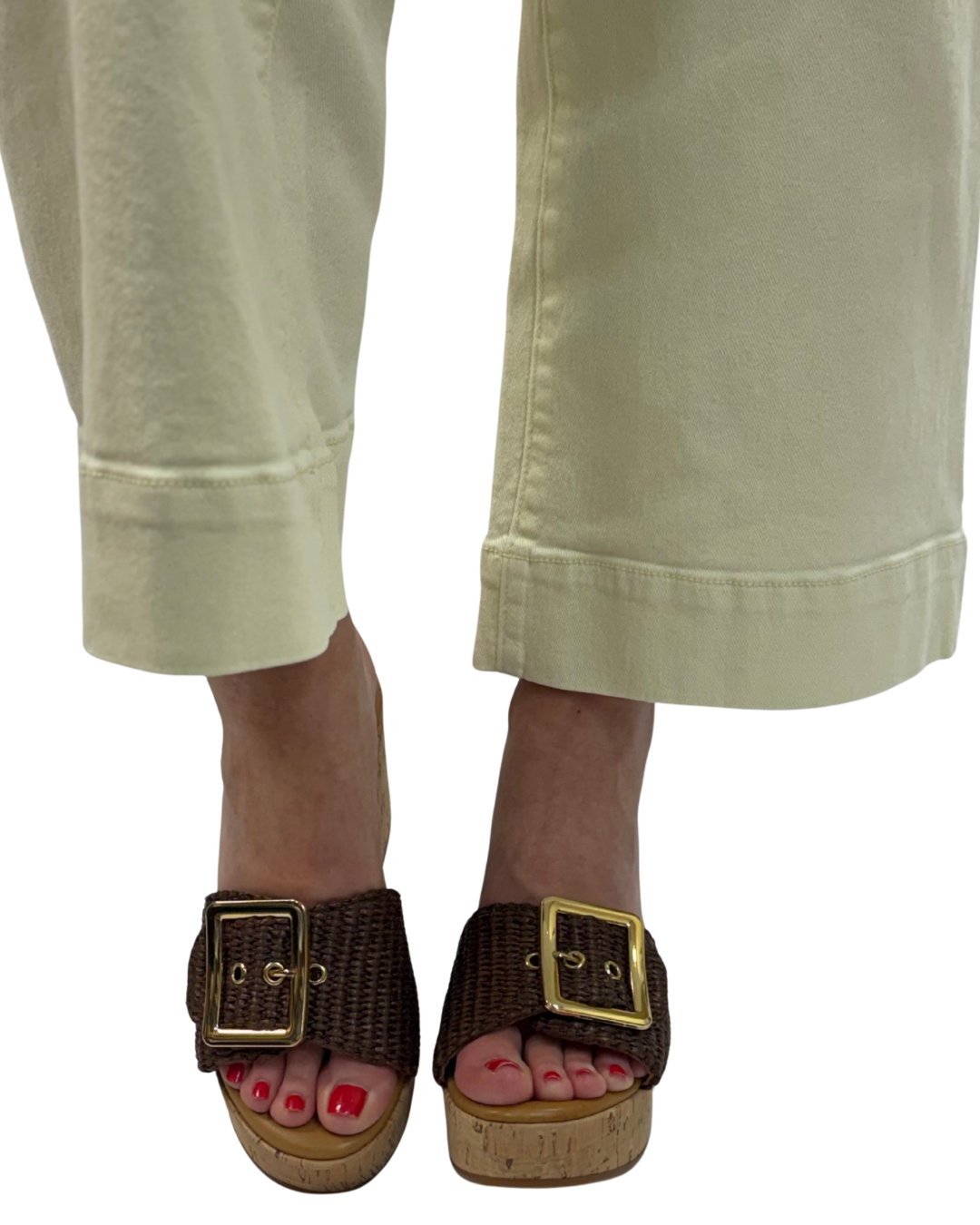 GANI in Brown Raffia