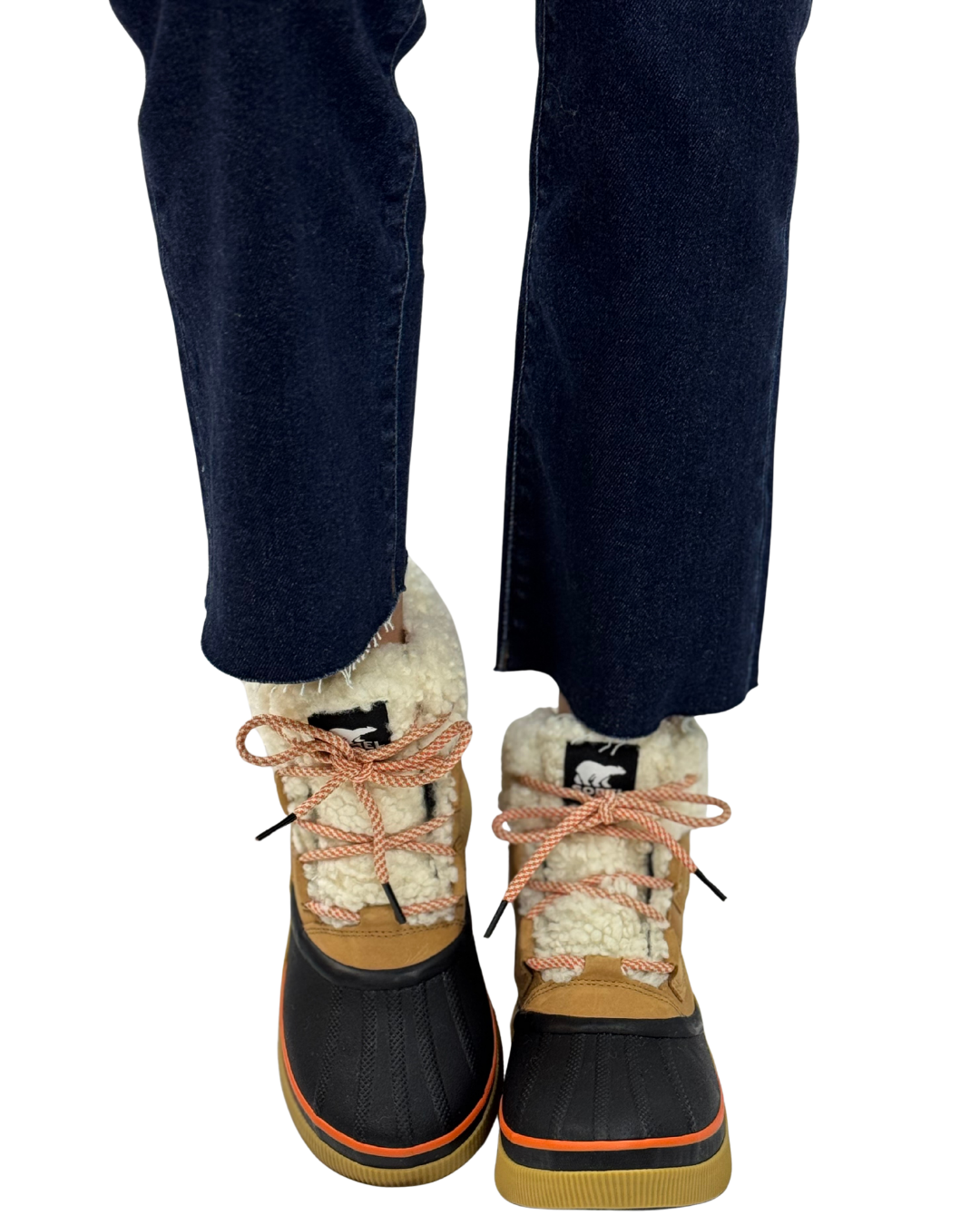 OUT N ABOUT IV CHILLZ WP in Tawny Buff + Black