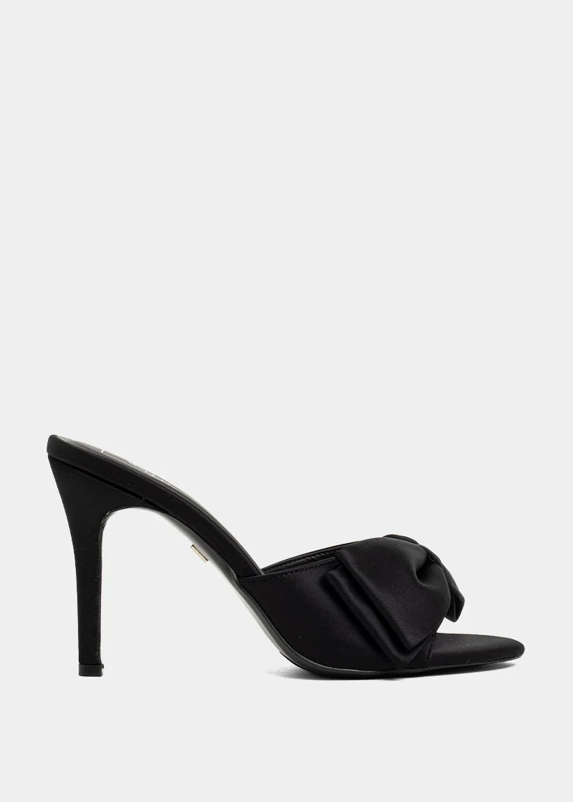 ELENA in Black
