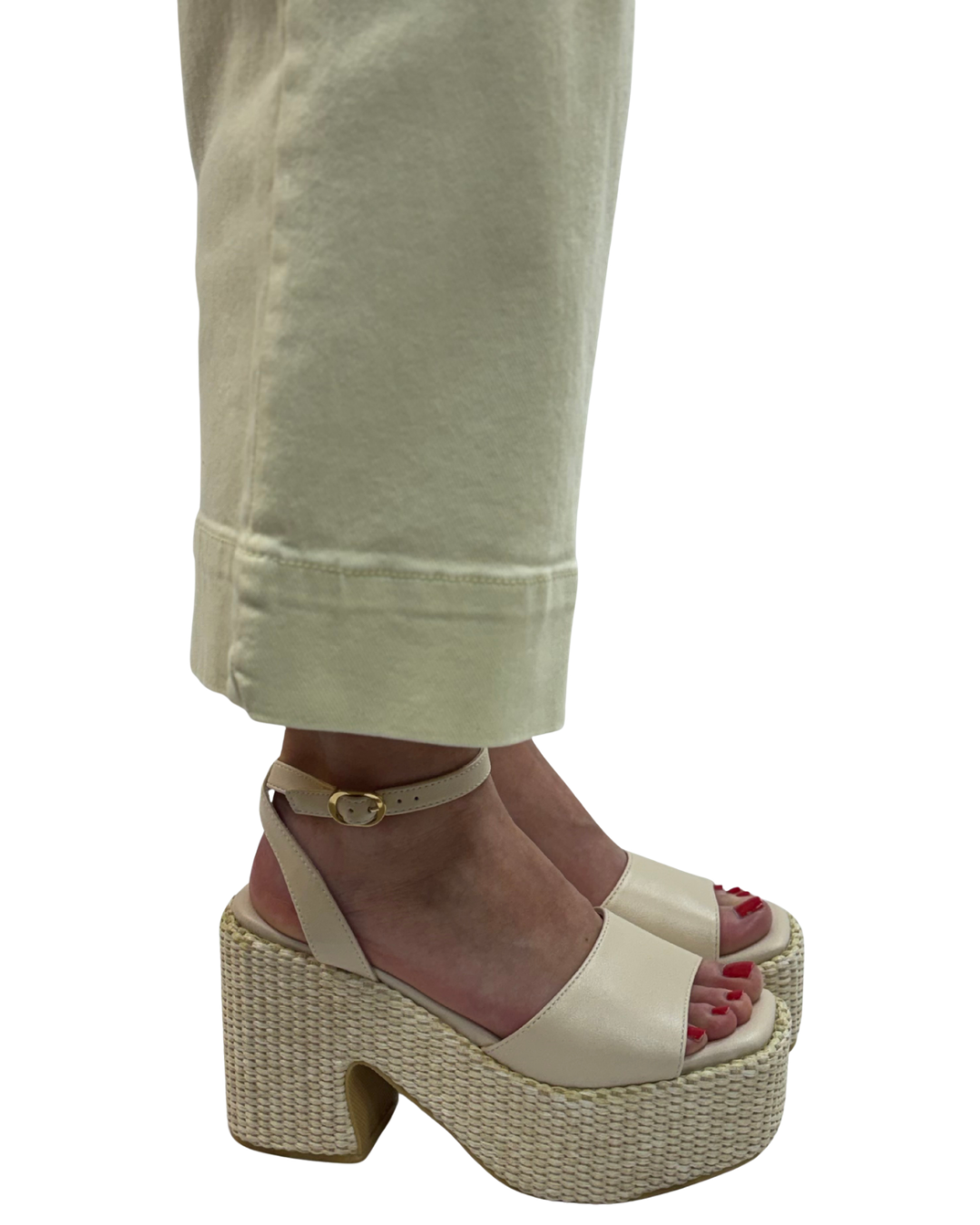 ARDEN in Ivory