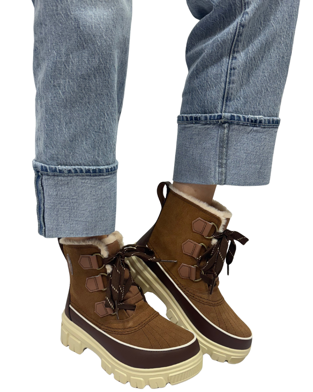 TIVOLI V WP in Velvet Tan + Tobacco