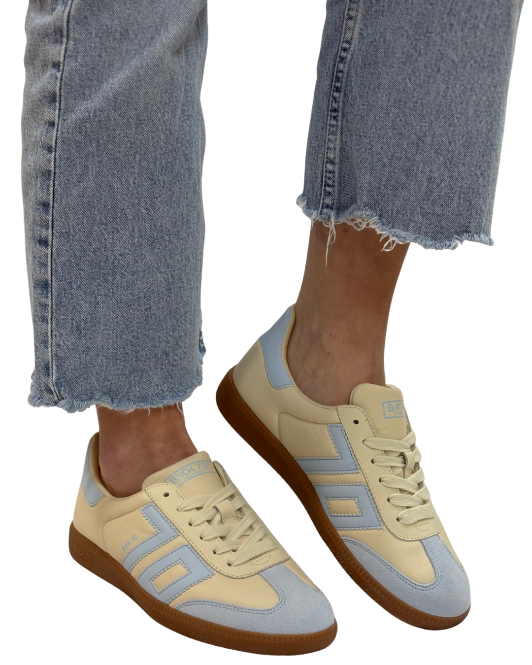 CLOUD D26 in Butter Light Blue