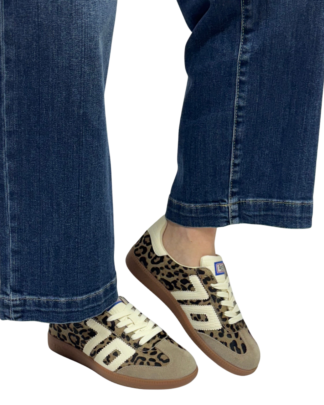 CLOUD P in Leopard Taupe Milk