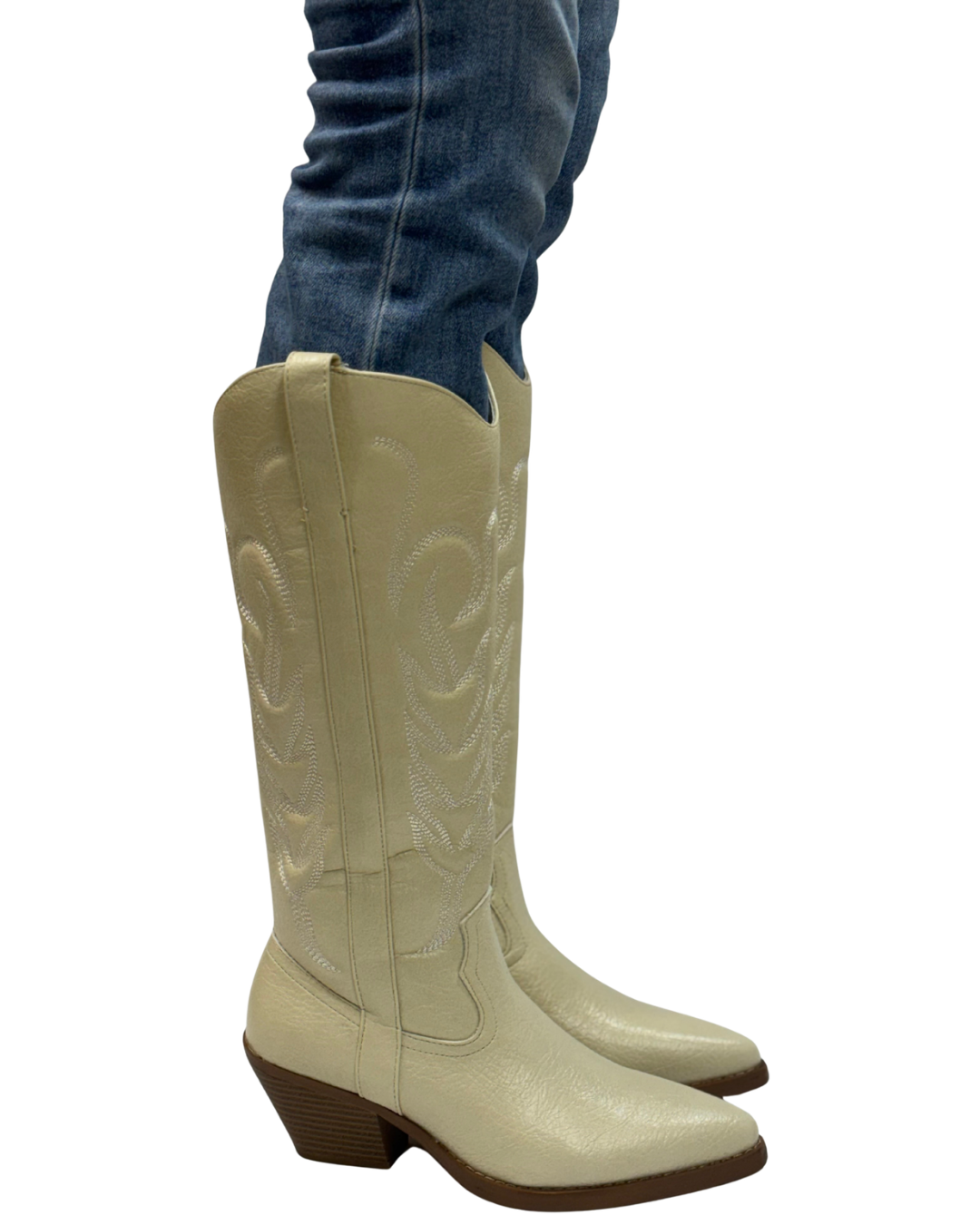 DIXIE in Off White