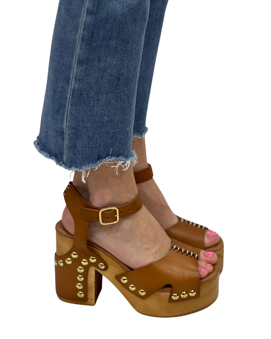CECILY CLOG in Tan