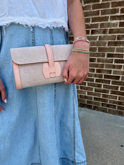 SUEDE LEATHER CLUTCH in Rose