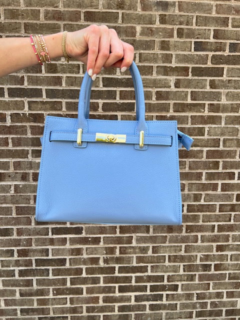 CLASSIC MEDIUM in Light Blue