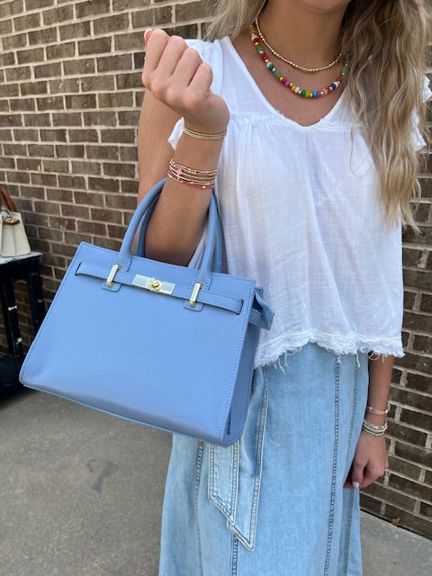 CLASSIC MEDIUM in Light Blue