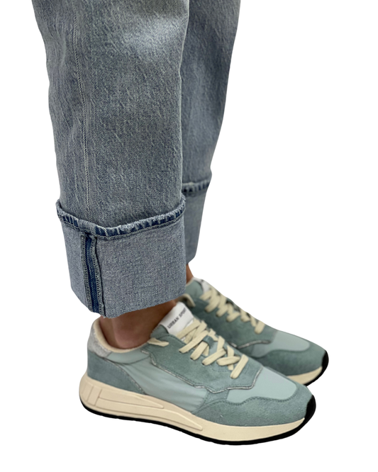 SONIO in Light Blue