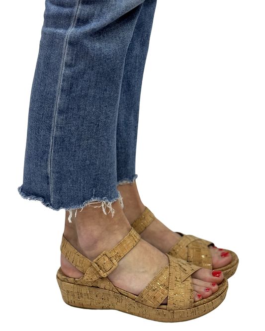MYRNA 2.0 in Cork + Gold