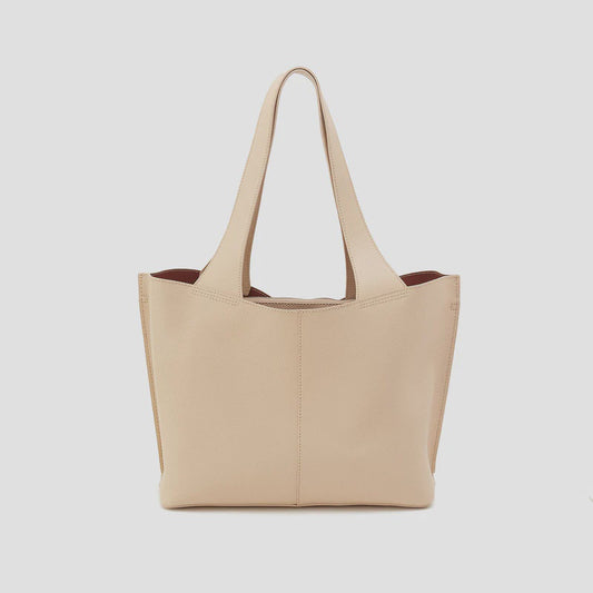 VIDA TOTE in Almond