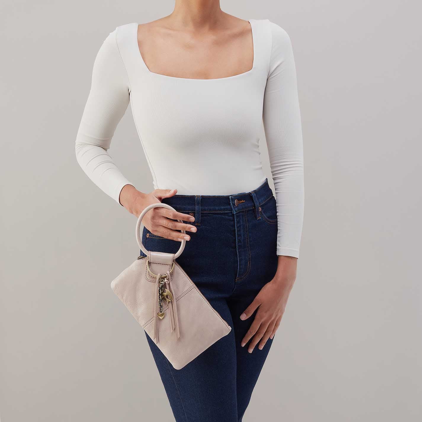 SABLE WRISTLET in Stone Gloss