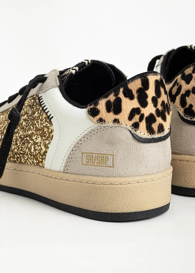 QUINN in Leopard