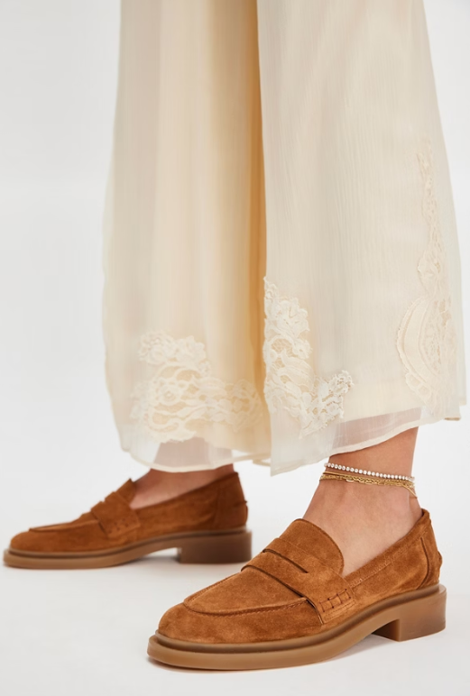 LANA LOAFER in Luggage