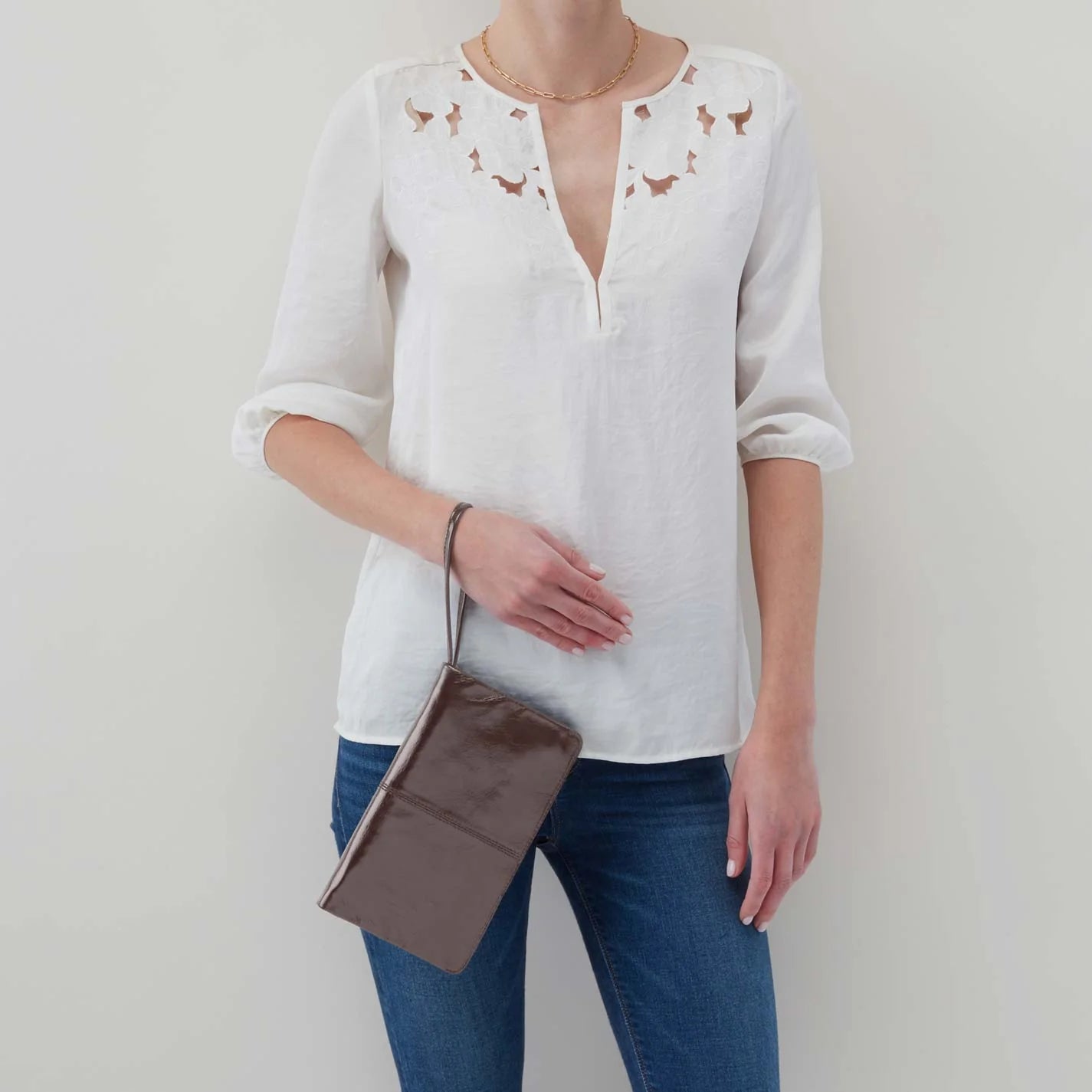 EVOLVE WRISTLET-WALLET in Hearthstone