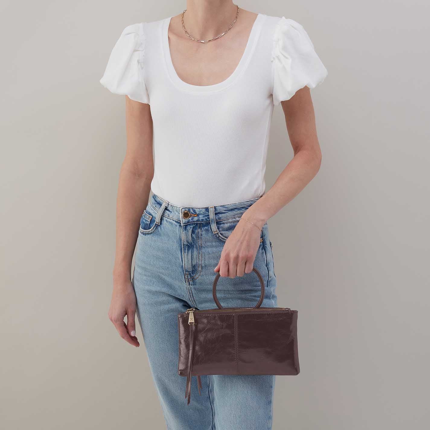 SABLE CROSSBODY in Hearthstone